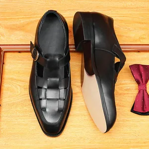 Summer Roman woven closed-toe leather sandals for men with breathable buckle design