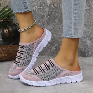 Αναπνεύσιμα ροζ αθλητικά παπούτσια fly-knit για γυναίκες με λευκή χοντρή σόλα και άνεση