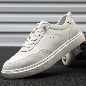 Men Retro Pigskin Suede Low Top Sneakers Casual Walking Shoes Stitching Design Breathable Soft Sole Fashion Board Shoes