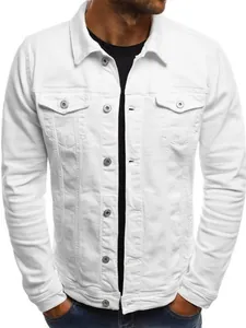 Chaqueta vaquera blanca clásica para hombre con bolsillos de pecho y botones de metal