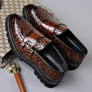 Heren loafers met krokodillenpatroon en dikke zool voor zakelijke en casual outfits