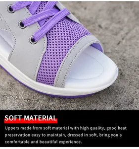 Detailopname van ademend paars mesh bovenwerk op een dames wedge sandaal met open teen.