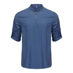 Klassisches blaues Baumwoll-Herrenhemd mit Stehkragen und langen Ärmeln für den Alltag