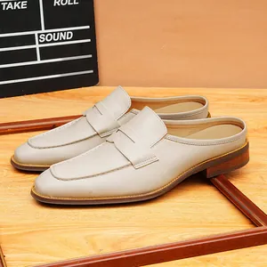Mules de cuero genuino beige de alta calidad para hombres, punta fina estilo casual