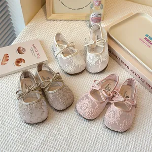 Breathable floral lace mesh Mary Jane shoes for girls with elegant bow details