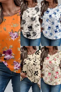 Collage di diverse stampe floreali su top casual a girocollo con maniche corte a sbuffo