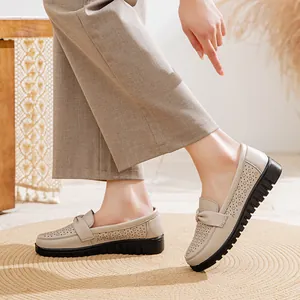 Comfortable breathable beige leather loafers for women with thick anti-slip soft soles