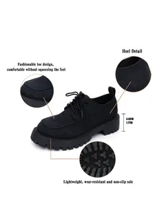 Detailansicht britischer Freizeitschuhe mit dicker Sohle, Zehen-, Fersen- und rutschfester Sohle.