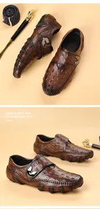 Vue détaillée de mocassins en cuir gaufré crocodile marron pour hommes