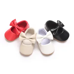 Weiche Gummisohle Babyschuhe für Mädchen mit einer süßen Schleife in mehreren Farben.