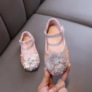 Zapatos de princesa con diamantes rosa para niñas baile y actuación de gala