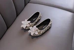 Elegant girls' sparkly princess shoes with rhinestone flower for dance performances