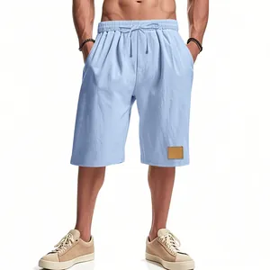 Pantaloncini di lino larghi e traspiranti da uomo celeste, stile casual estivo