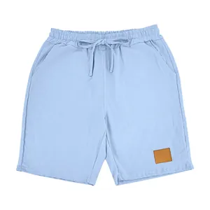 Pantaloncini in lino azzurro traspirante da uomo con elastico in vita e coulisse regolabile