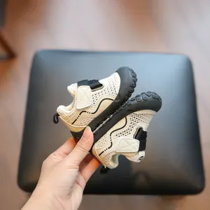 Atmungsaktive Mesh-Lauflernschuhe mit weicher Anti-Rutsch-Sohle für Jungen und Mädchen