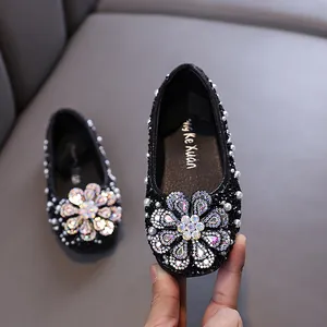 Elegant black girls rhinestone princess dress shoes with pearl flower detail for parties