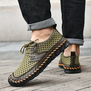 Men's breathable mesh outdoor wading shoes with quick-dry fabric and durable non-slip sole