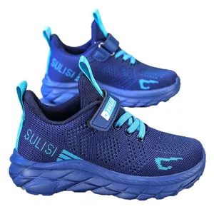 Scarpe sportive da bambino in mesh blu traspirante con chiusure a strappo regolabili