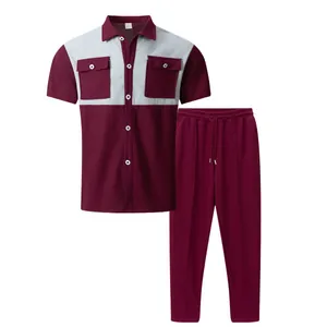 Conjunto de dos piezas para hombre de punto gofre con camisa y pantalón
