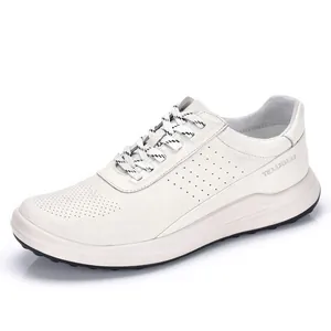 Zapatos casuales de hombre en cuero vacuno blanco con perforaciones transpirables