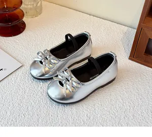 Children's silver bow leather shoes for girls with soft sole for dance performances