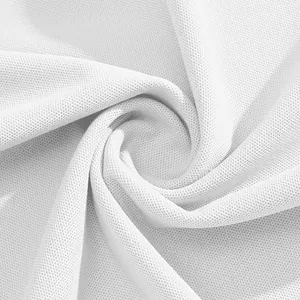 Gros plan macro de la texture du tissu piqué blanc respirant pour polo pour hommes