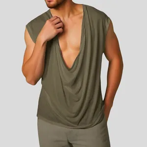 Débardeur pour homme de haute qualité vert olive sans manches avec col en V profond drapé