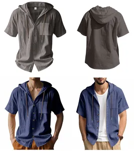 Vista dettagliata della camicia casual da uomo a maniche corte con cappuccio e tasche.