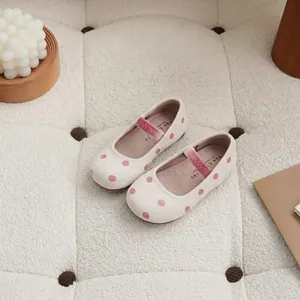 Sweet cream and pink polka dot kids Mary Jane flat shoes with elastic straps for girls