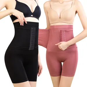 Detalle de faja reductora sin costuras de talle alto con cierre de corchetes para mujer