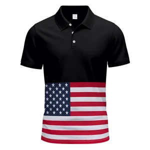 Dettaglio polo da uomo con stampa bandiera americana e tessuto nero traspirante.