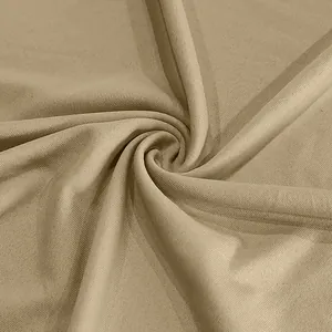 Vue macro rapprochée de la texture du tissu côtelé kaki respirant et à séchage rapide de qualité