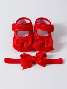 Rote Lauflernschuhe für Baby-Mädchen mit weicher Sohle und passendem Stirnband