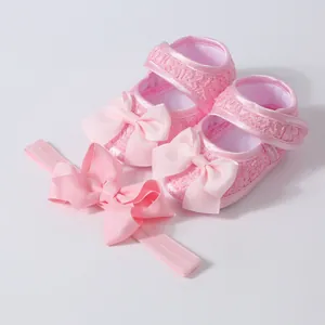 Süße rosa Spitzen-Lauflernschuhe für Baby Mädchen mit passendem Schleifen-Stirnband-Set