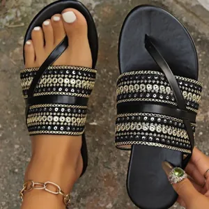 Bohemian Etnische Vrouwen Platte Sandalen Pailletten Borduurwerk PVC Bovenwerk Rubberen Zool Zomer Strand Slippers Casual Sandalen