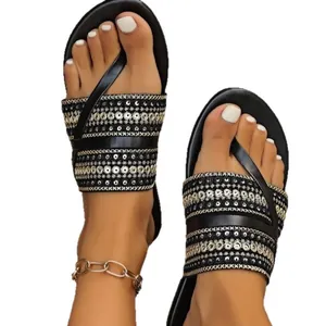 Handgemaakte bohemian etnische platte sandalen met geborduurde bandjes voor zomer