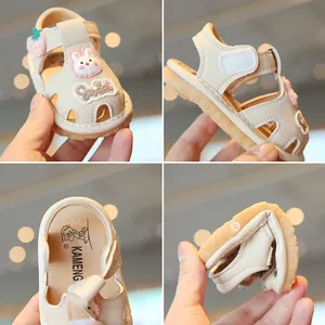 Sandalias caladas transpirables para niños pequeños con suelas blandas y parches de conejo