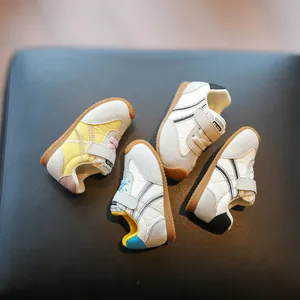 Breathable leather toddler sneakers with velcro straps for boys and girls