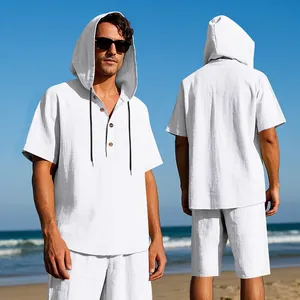 Set estivo da uomo in lino bianco con camicia a maniche corte con cappuccio e pantaloncini