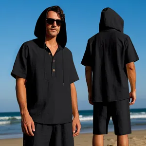 Vista frontale e posteriore di set uomo camicia con cappuccio e pantaloncini in lino nero