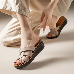 Sandales à plateforme compensée en cuir véritable pour femmes été décontractées pantoufles à lanières croisées chaussures à semelles compensées