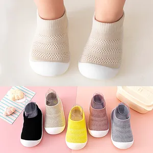 Breathable mesh baby toddler walking shoes with soft non-slip rubber soles for ages 1-3