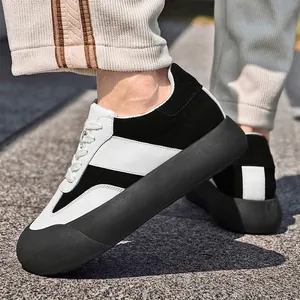 Baskets à plateforme couleur panda avec augmentation de hauteur interne pour le sport