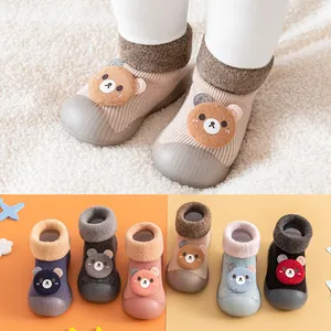 Chaussettes de Marche Hiver Épaisses Bébé Coton Semelle Souple Antidérapant Dessin Animé Ours Enfant Chaussures de Sol