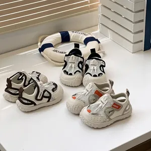 Chaussures de Marche Bébé Été Respirant Maille Cuir Microfibre Semelle Souple Sandales Pour Garçons Filles Antidérapant Protection Orteil Chaussures