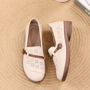 Retro ethnic style hollow-out women's flats in beige with soft sole and heart detail