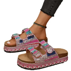 Glinsterende platform sandalen met strassteentjes en dubbele gespbandjes voor strandmode