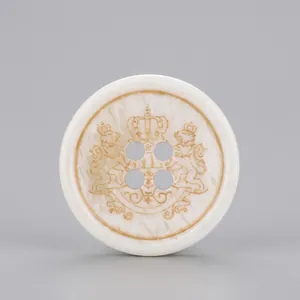 Hochwertige Harnstoffharz Knöpfe Britischer Royal-Stil Wappen Lasergraviert Rund 4-Loch Nähknöpfe Für Anzug Mantel Uniform Dekorative Bekleidungsverschlüsse