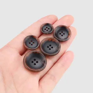 High-end marbled urea resin buttons in various sizes for coats and workwear outfits