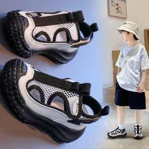 Breathable mesh kids sports sandals with closed-toe design for boys and girls